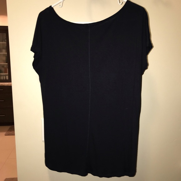 GAP navy wide neck tee - Picture 2 of 5